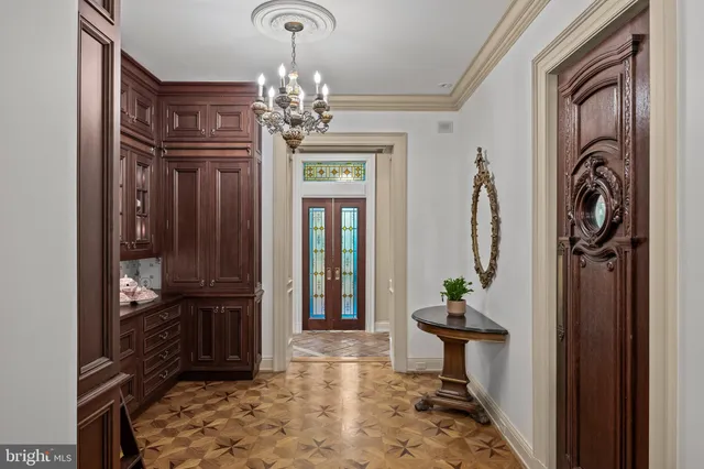 $3,000,000 | 205 East Central Avenue, Moorestown, NJ 08057