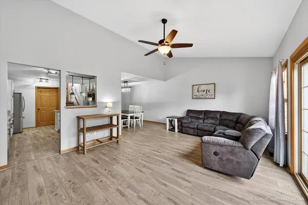 $310,000 | 5802 Fieldstone Trail, Unit 5802, McHenry, IL 60050