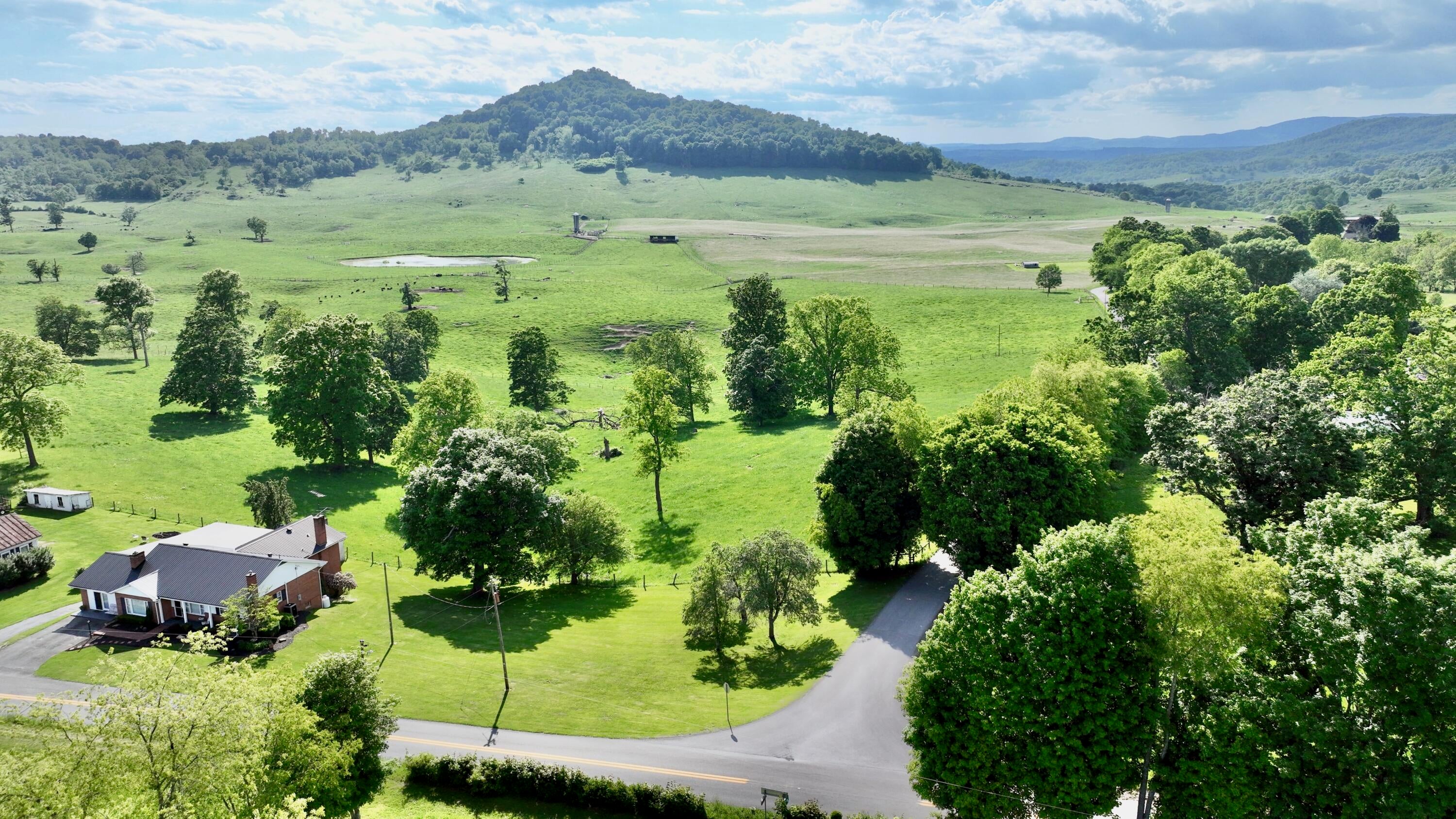 4061 Fairview Road Lewisburg, WV 24901 - Photo 77 of 93 Gallery Image 77