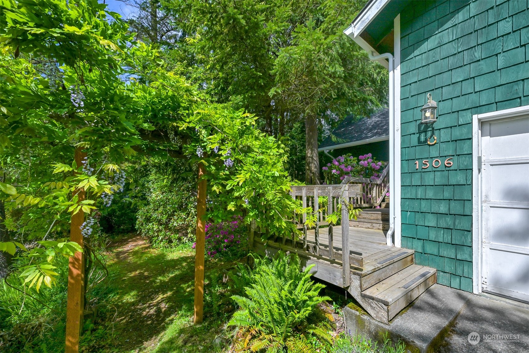 1506 Willowbrook Place Bellingham, WA 98229 - Photo 2 of 37 a view of yard with patio