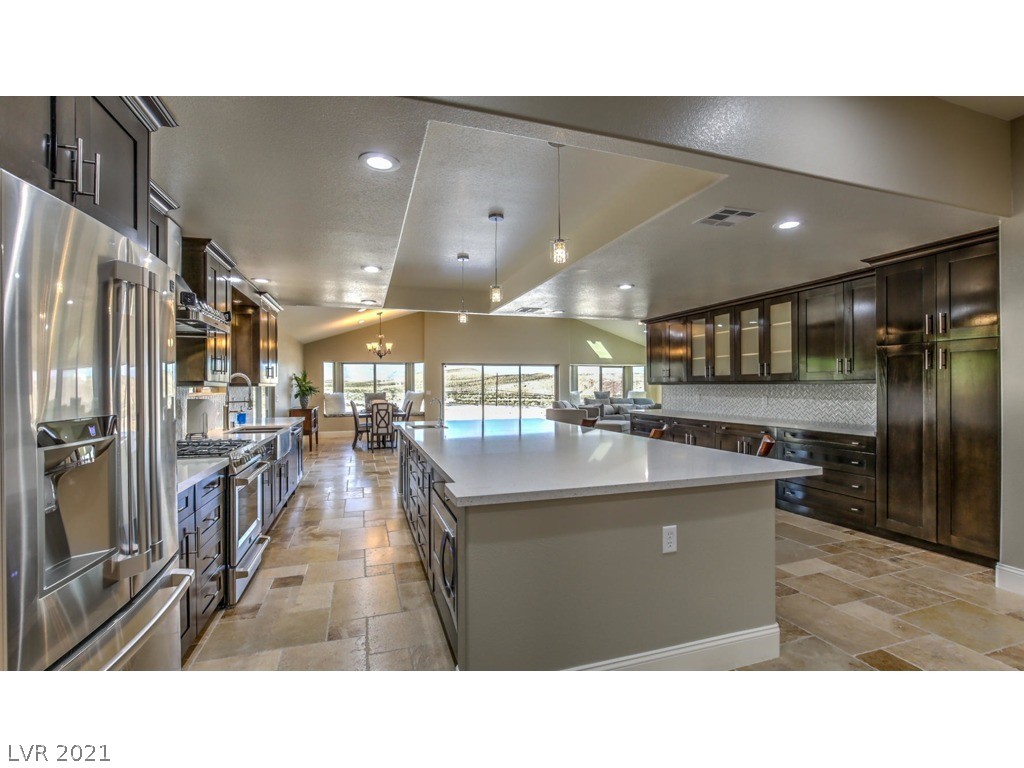 11341 Blue Diamond Road Las Vegas, NV 89161 - Photo 9 of 49 Gallery Image 9