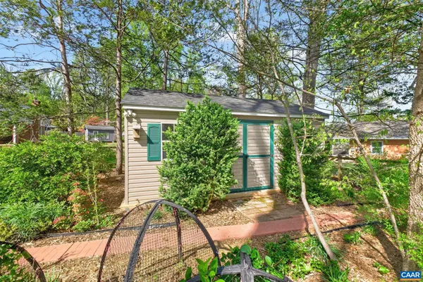 $775,000 | 2409 Kerry Lane, Charlottesville, VA 22901