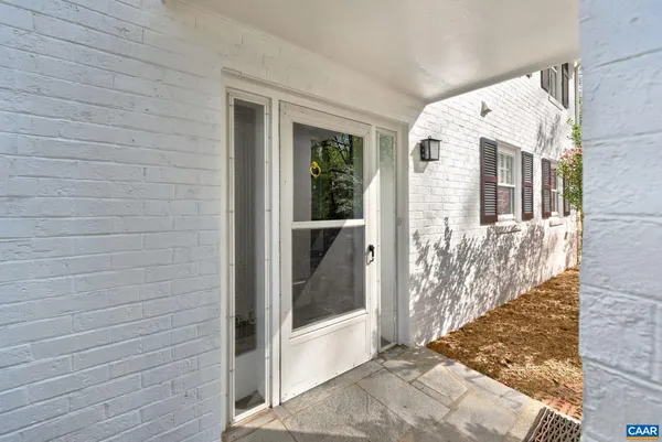 $775,000 | 2409 Kerry Lane, Charlottesville, VA 22901