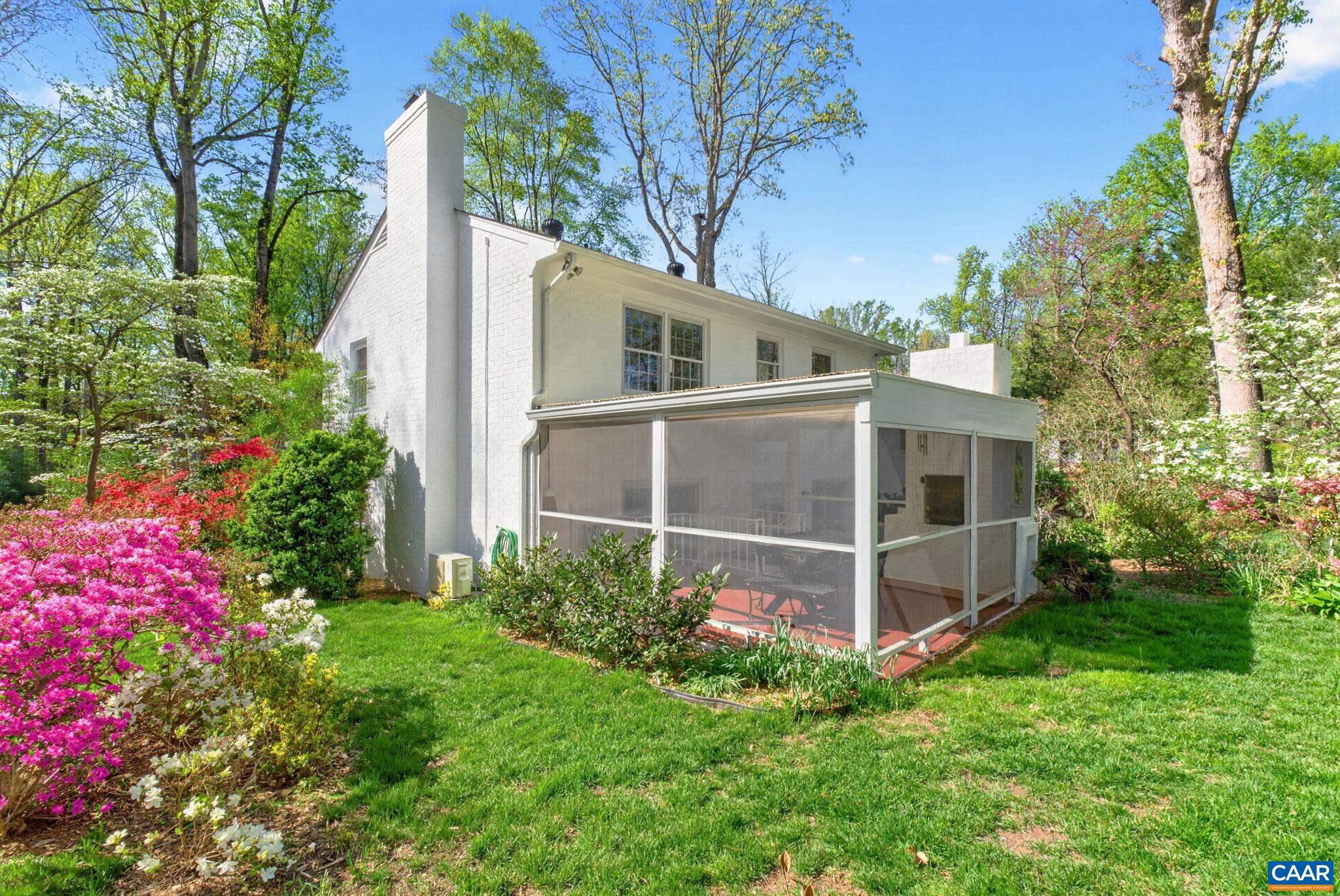 2409 Kerry Lane Charlottesville, VA 22901 - Photo 3 of 54
