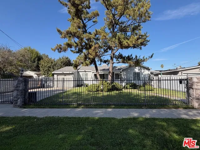 $4,000 | 18649 Chase Street, Northridge, CA 91324