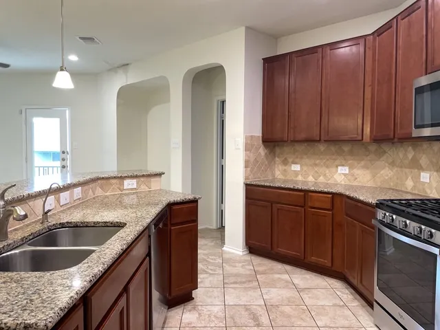 $1,995 | 1029 Clove Hitch Drive, Georgetown, TX 78633