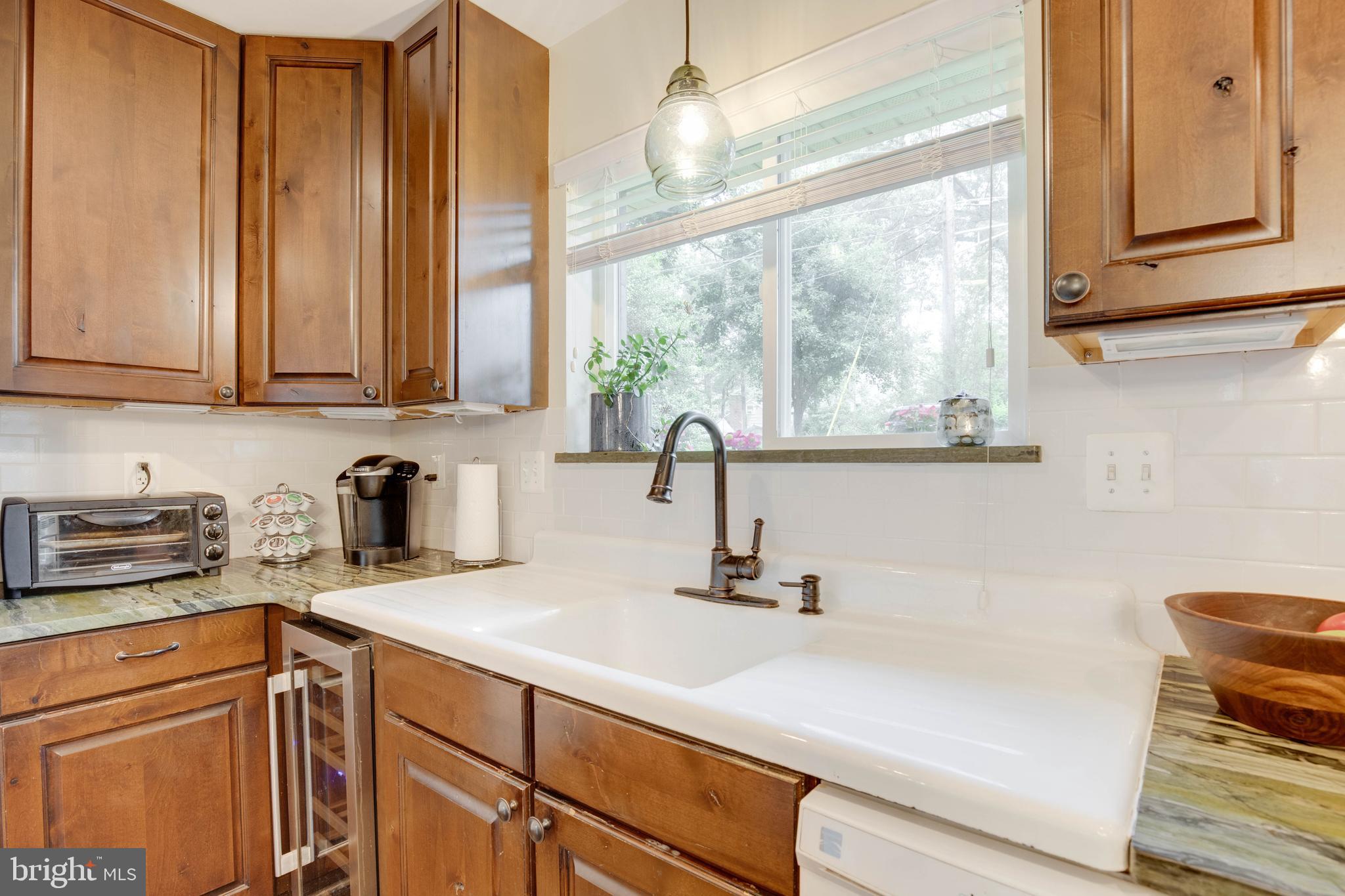 52 Holly Road Severna Park, MD 21146 - Photo 16 of 48 15