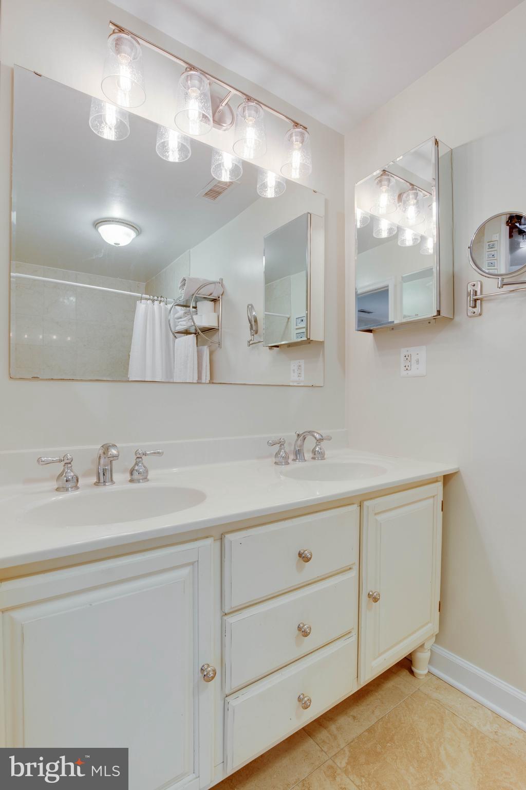 52 Holly Road Severna Park, MD 21146 - Photo 26 of 48 22