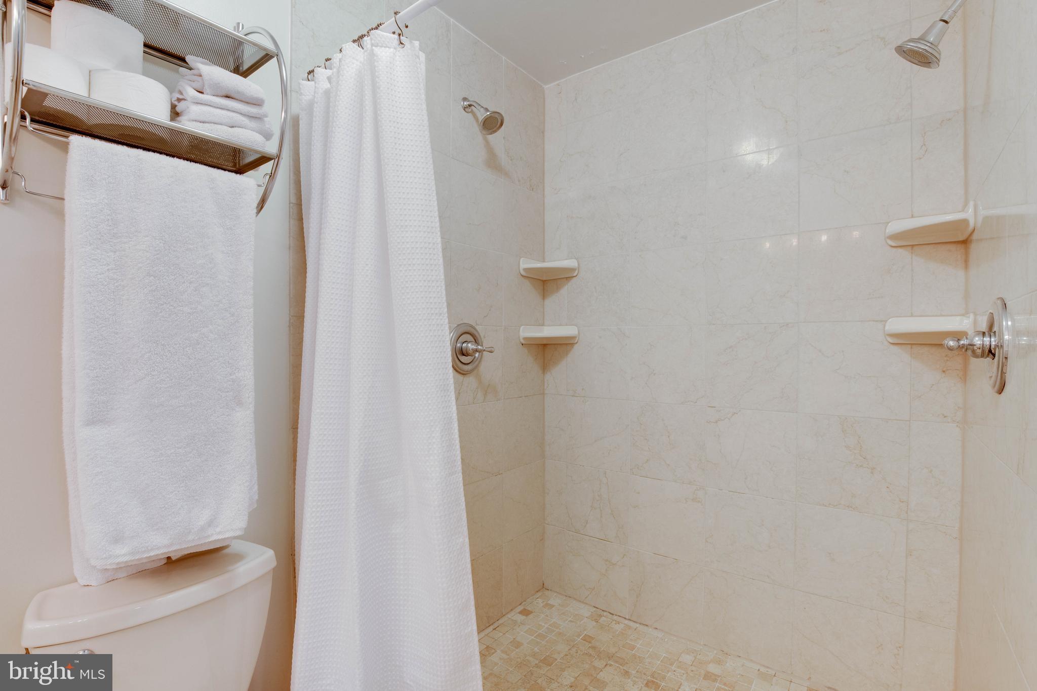 52 Holly Road Severna Park, MD 21146 - Photo 27 of 48 23