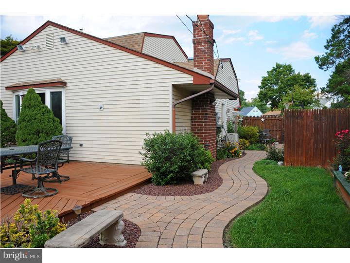 75 Heartwood Road Levittown, PA 19056 - Photo 23 of 24 Exterior Front