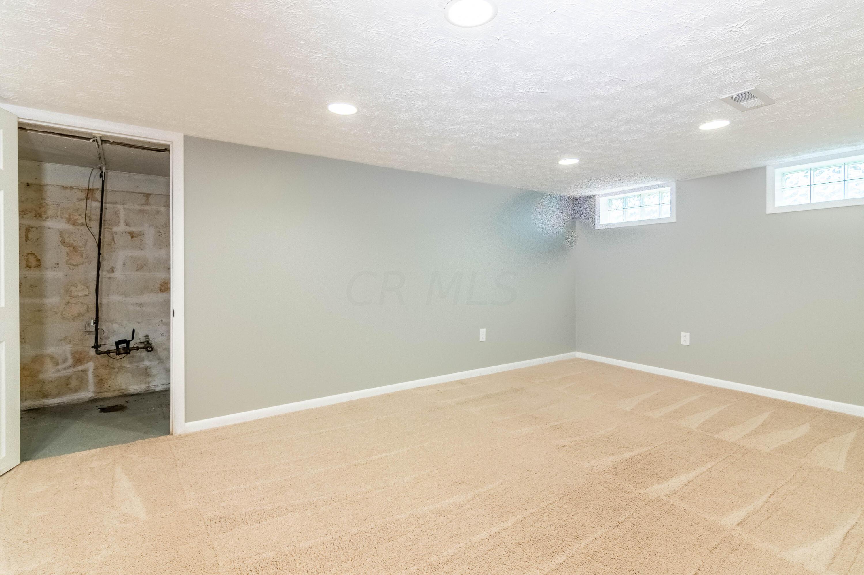 2522 Nottingham Road Columbus, OH 43221 - Photo 22 of 44 DSC_6415-HDR