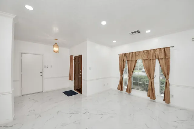 $2,450 | 3138 Waters View Drive, Sugar Land, TX 77478