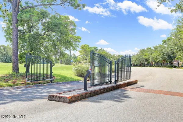 $779,900 | 6116 Seagrove Court, Wilmington, NC 28412