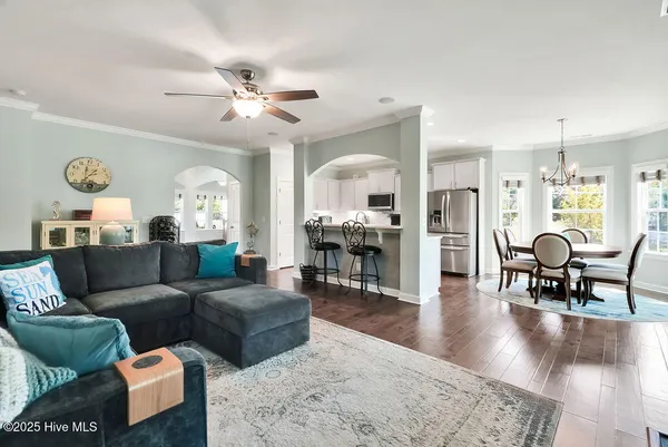 $779,900 | 6116 Seagrove Court, Wilmington, NC 28412