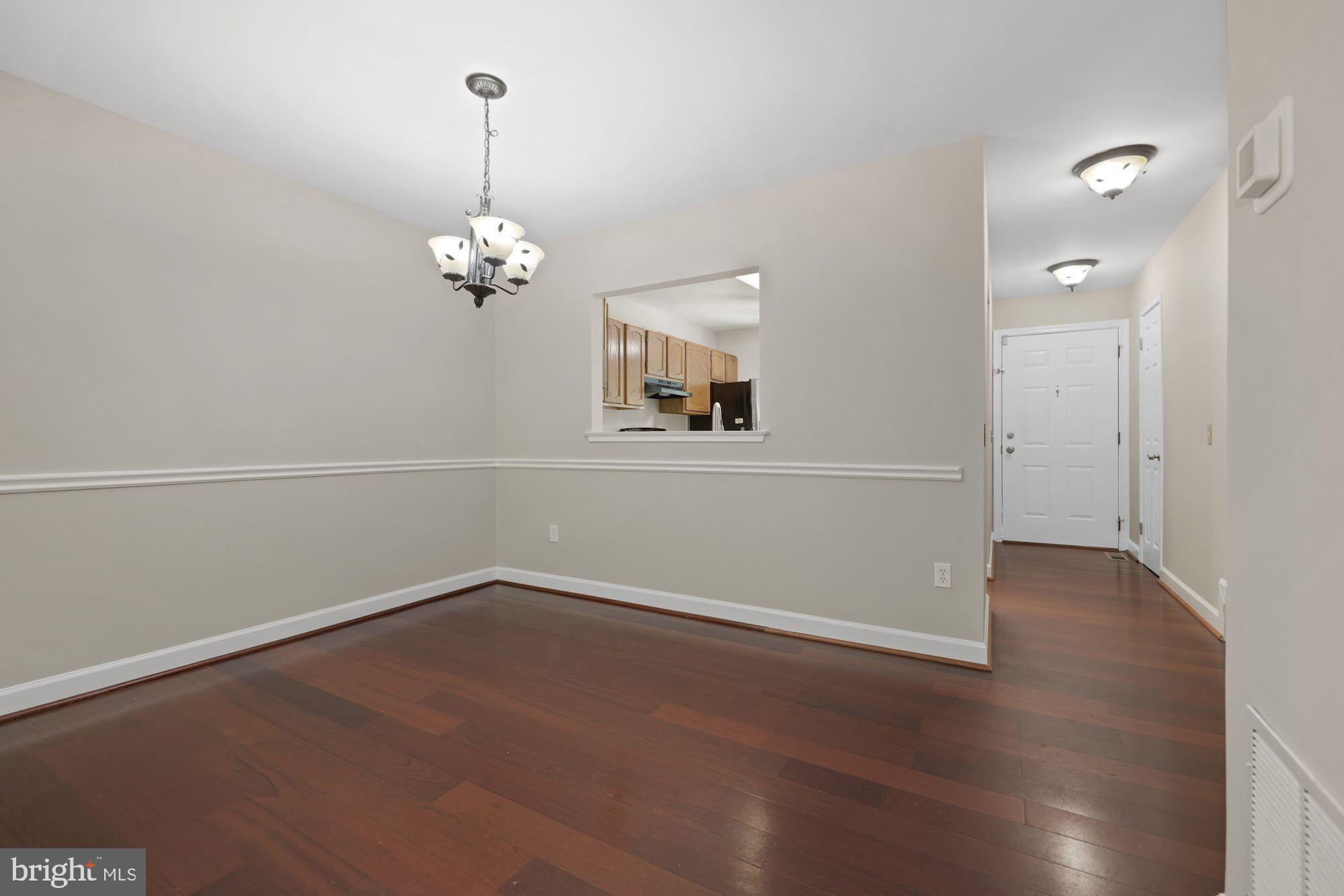19 Long Green Court Silver Spring, MD 20906 - Photo 5 of 30 Gallery Image 5