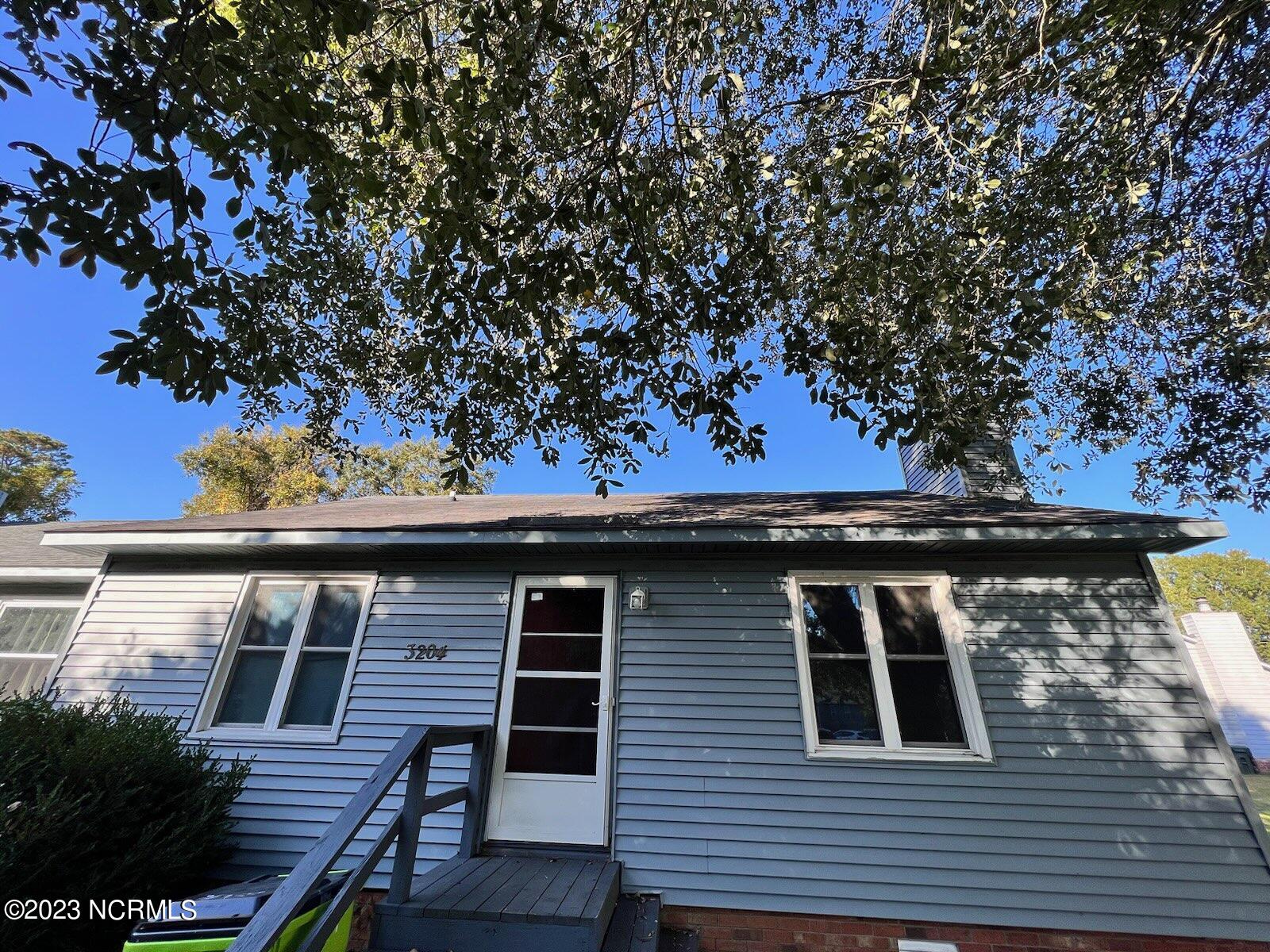 3204 Deer Path Circle, New Bern