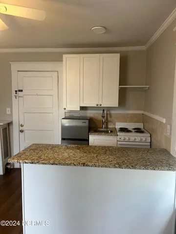 $1,000 | 180 North Bennett Street, Unit 5, Southern Pines, NC 28387