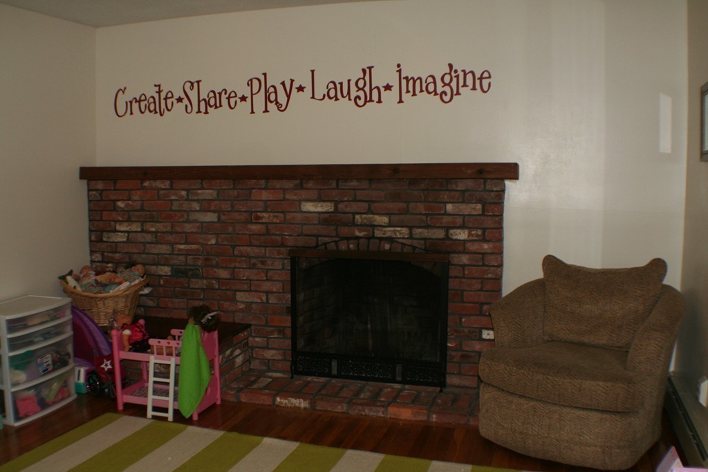 2 Pioneer Road Holden, MA 01520 - Photo 11 of 29 Gallery Image 11