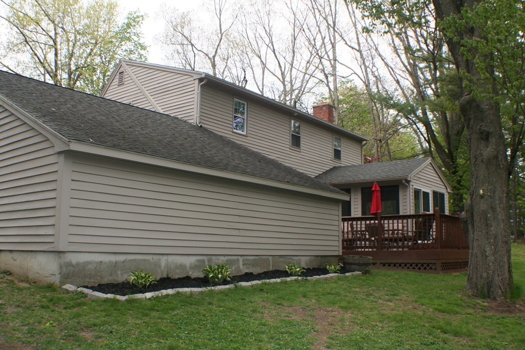 2 Pioneer Road Holden, MA 01520 - Photo 27 of 29 Gallery Image 27
