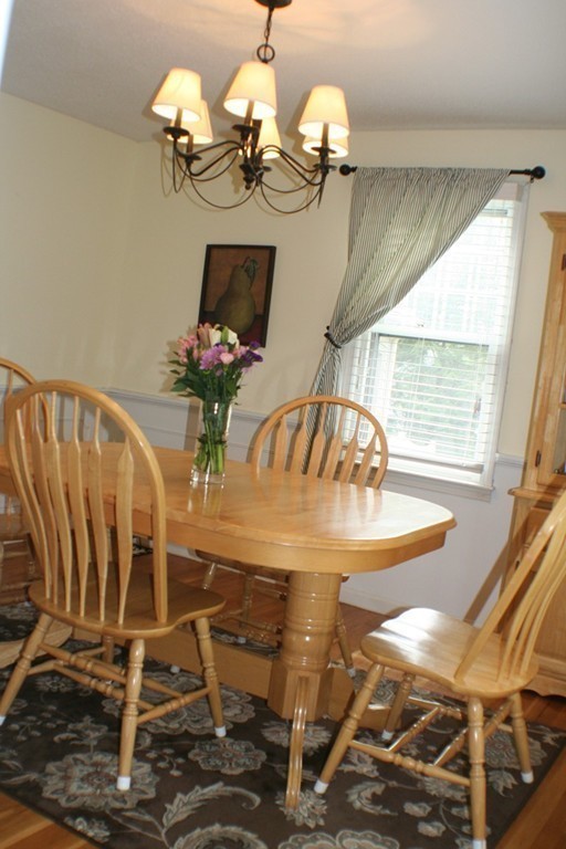 2 Pioneer Road Holden, MA 01520 - Photo 8 of 29 Gallery Image 8