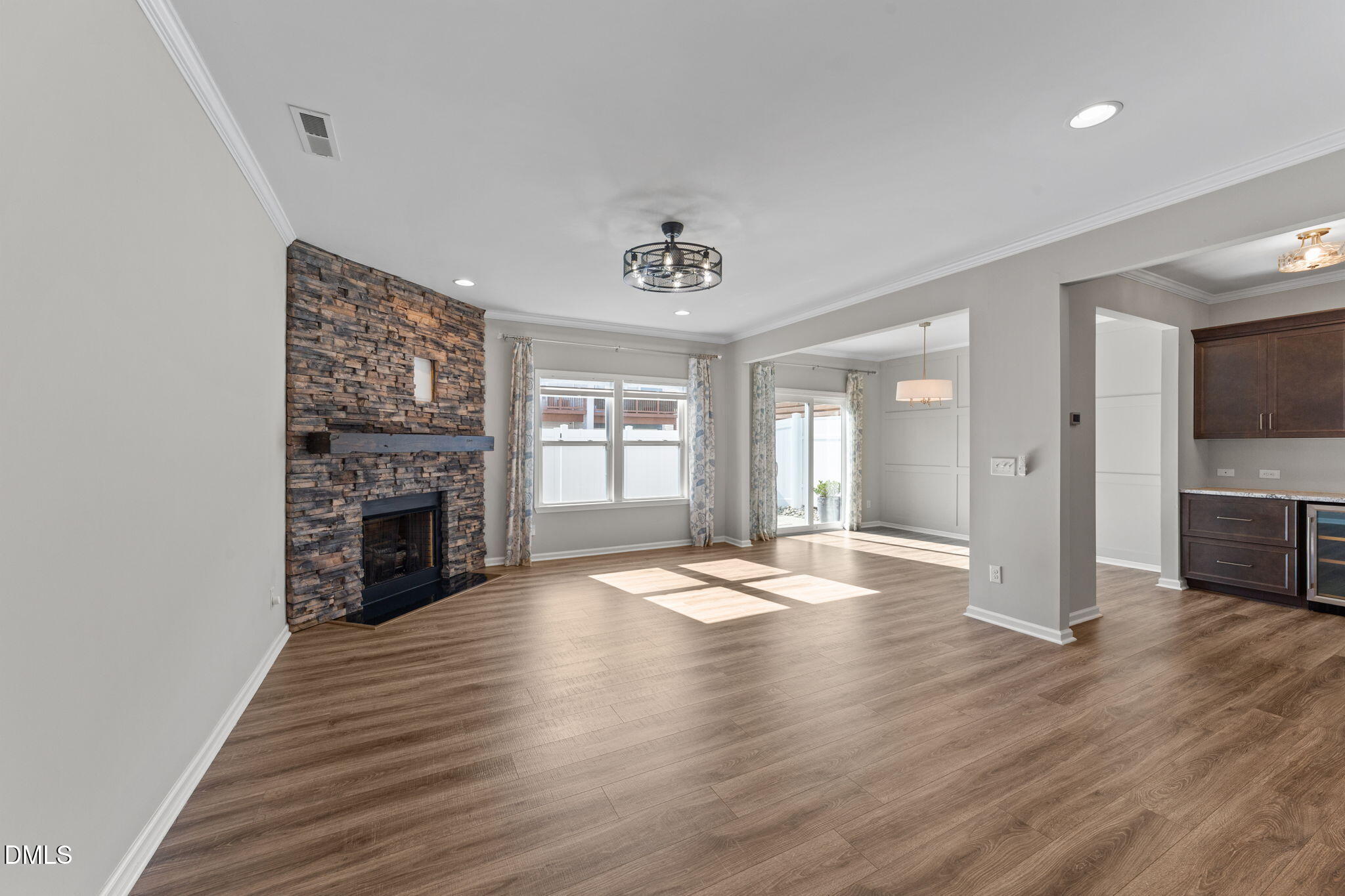 620 Metro Street Apex, NC 27502 - Photo 8 of 43 22-web-or-mls-VB4A4113