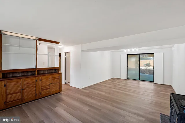 $659,900 | 1257 Magnolia Lane, Herndon, VA 20170