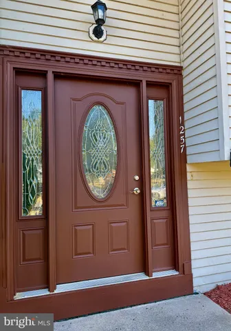 $659,900 | 1257 Magnolia Lane, Herndon, VA 20170