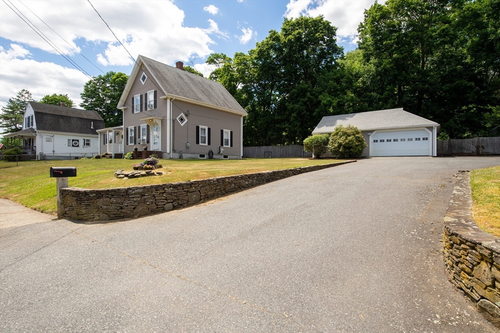 4 Star Avenue Middleboro, MA 02346 - Photo 3 of 40