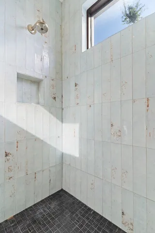 $2,050 | 510 All Saints Street, Unit 302, Tallahassee, FL 32301