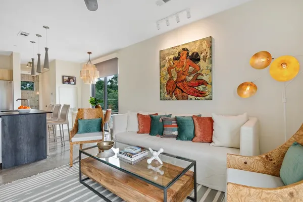 $2,050 | 510 All Saints Street, Unit 302, Tallahassee, FL 32301