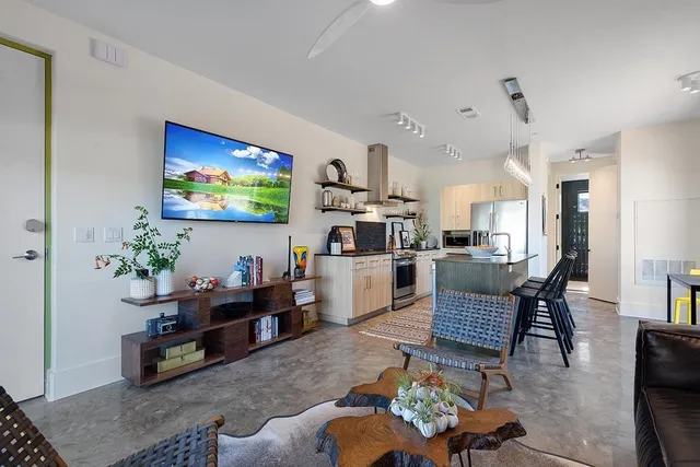 $1,750 | 510 All Saints Street, Unit 302, Tallahassee, FL 32301