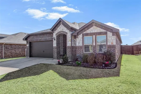 $299,999 | 3309 Tobago Road, Fort Worth, TX 76123