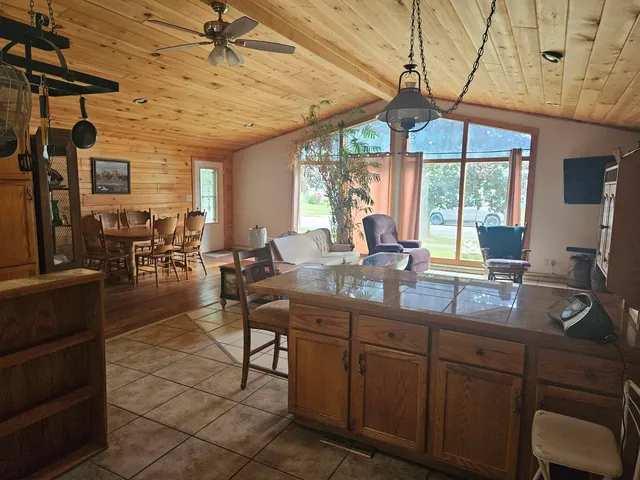 $234,000 | 3009 17th Street, Menominee, MI 49858