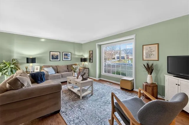 $425,000 | 13001 West 78th Terrace, Shawnee, KS 66216