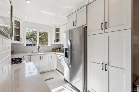 $1,250,000 | 253 Irwin Street, San Rafael, CA 94901