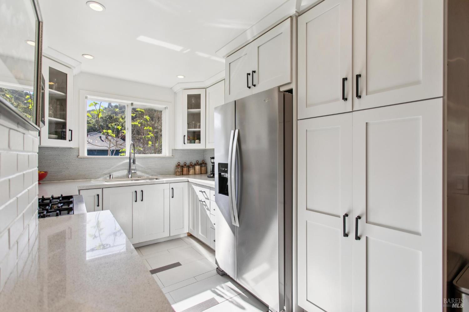 253 Irwin Street San Rafael, CA 94901 - Photo 11 of 57