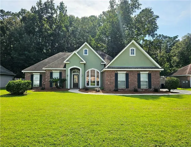 $2,500 | Undisclosed Address, Mandeville, LA 70448