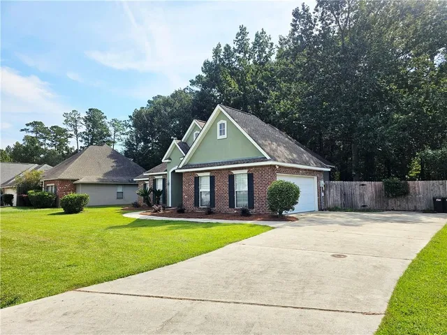 $2,500 | Undisclosed Address, Mandeville, LA 70448