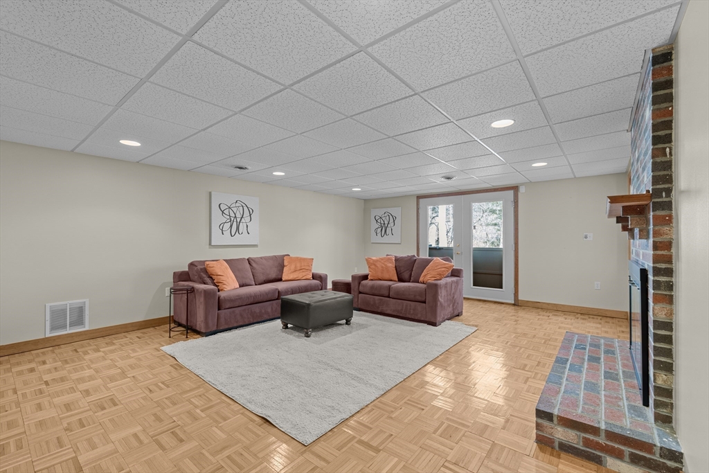 3 Barnbridge Circle Framingham, MA 01701 - Photo 26 of 42