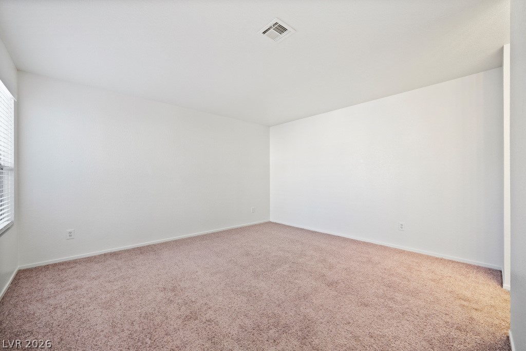 6250 West Flamingo Road, Unit 110 Las Vegas, NV 89103 - Photo 11 of 25 Primary bedroom