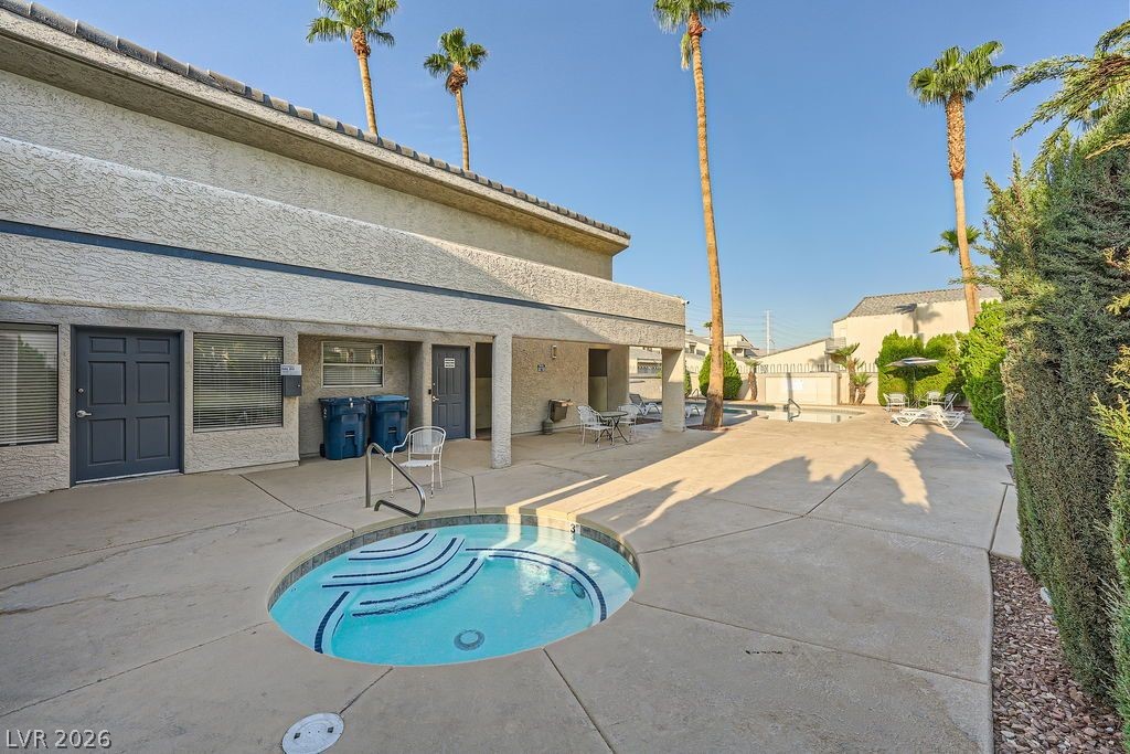 6250 West Flamingo Road, Unit 110 Las Vegas, NV 89103 - Photo 20 of 25 Community spa