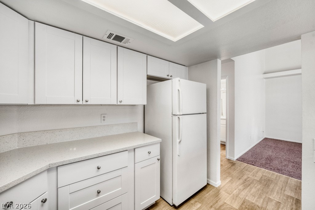 6250 West Flamingo Road, Unit 110 Las Vegas, NV 89103 - Photo 7 of 25 Good lighting and lots of prep space