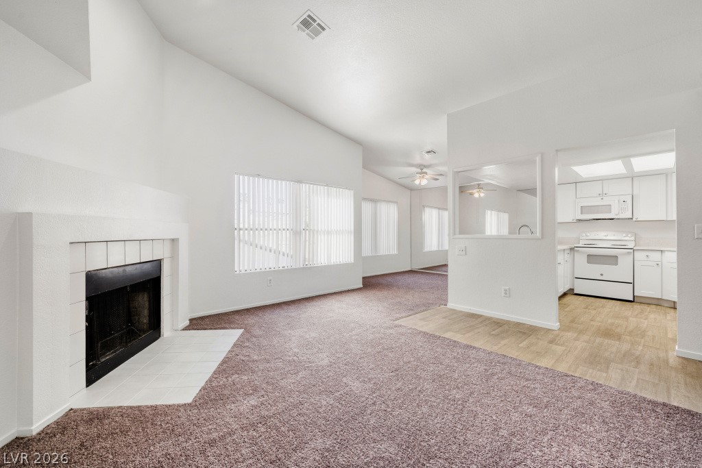 6250 West Flamingo Road, Unit 110 Las Vegas, NV 89103 - Photo 9 of 25 Open and airy with vaulted ceiling