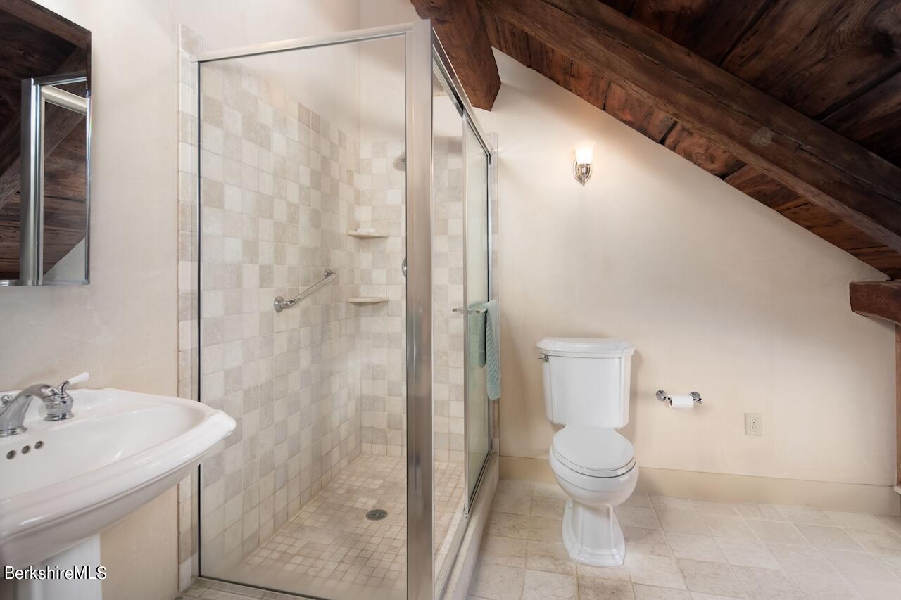 25 Sheffield Road Egremont, MA 01230 - Photo 58 of 73 Primary Bath