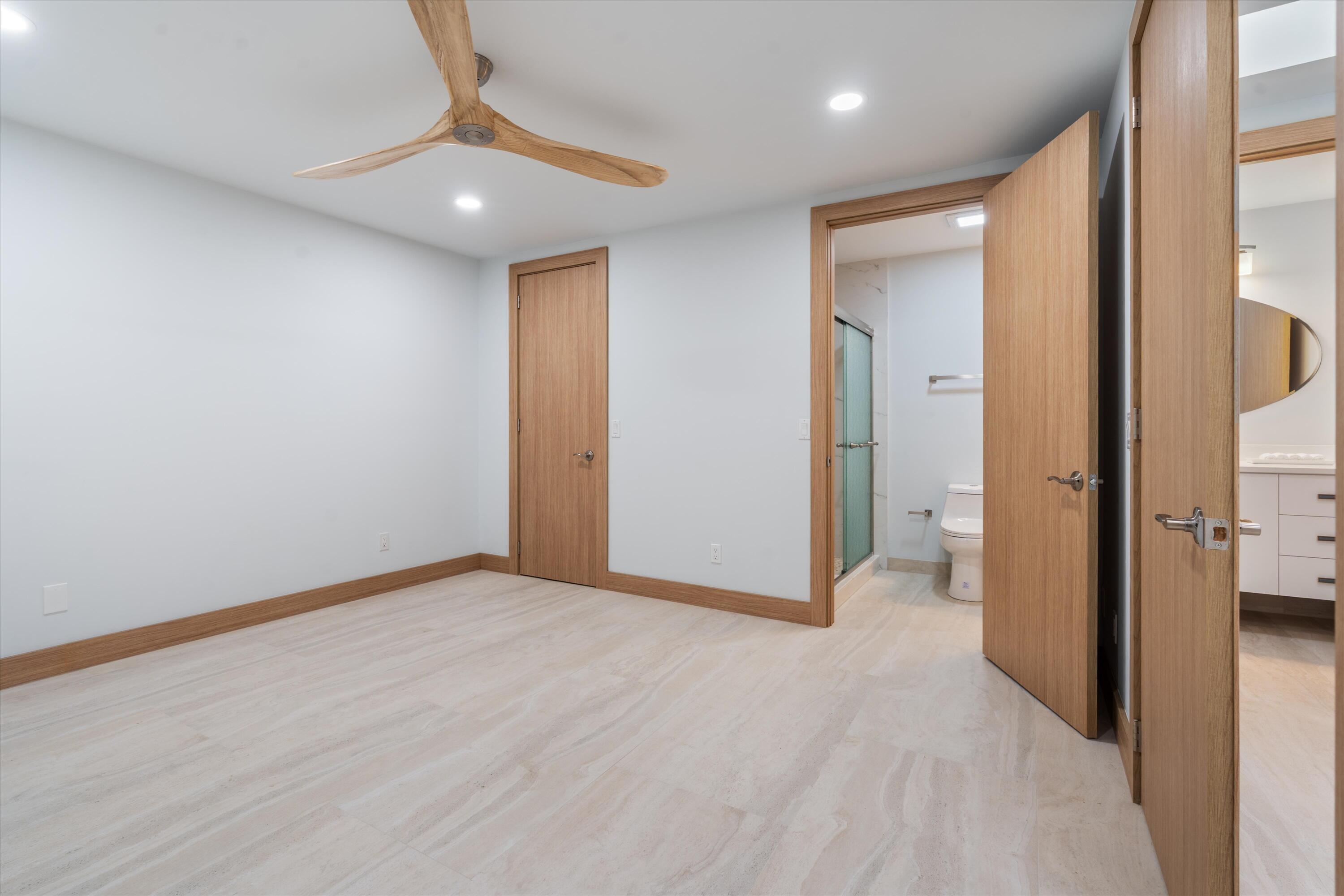 17036 Bay Street Jupiter, FL 33477 - Photo 36 of 68 37-17036 Bay Street Jupiter FL-201