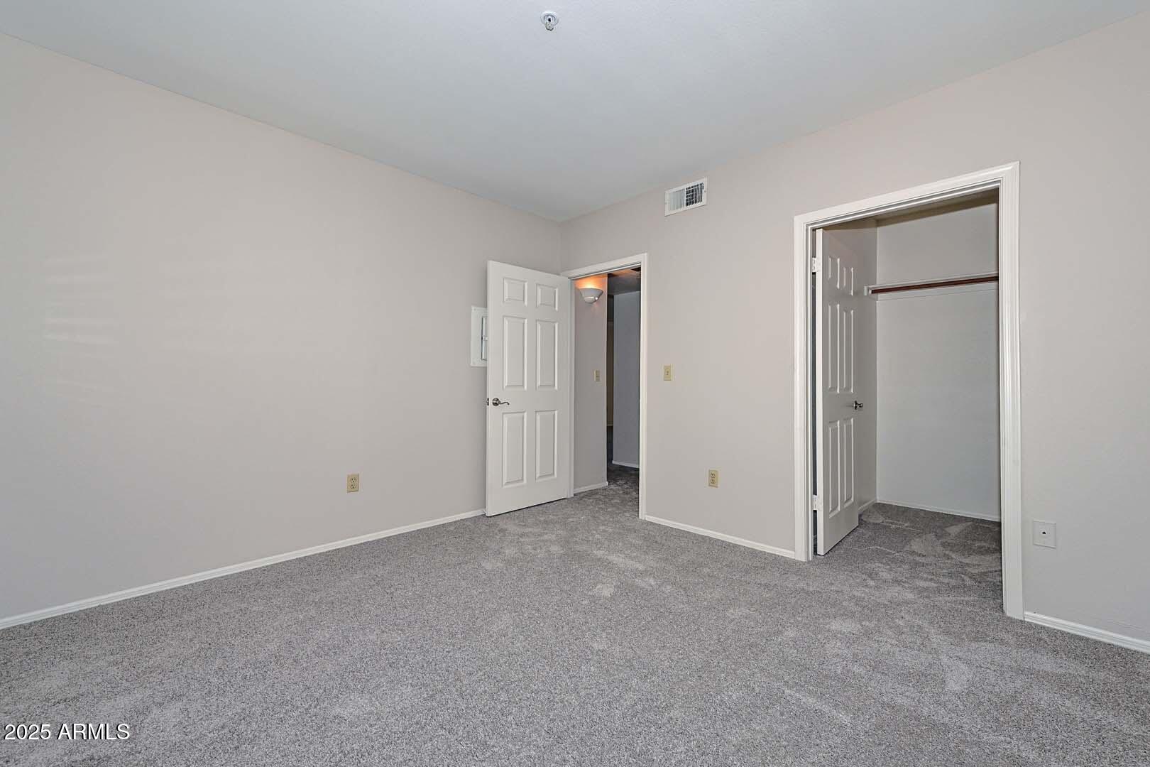 750 East Northern Avenue, Unit 1094 Phoenix, AZ 85020 - Photo 15 of 35 a view of an empty room