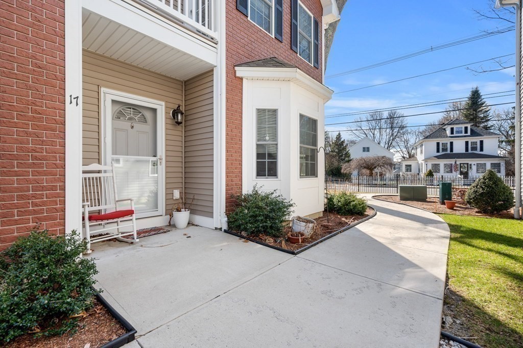 17 Hamel Way, Unit 17 Haverhill, MA 01835 - Photo 2 of 38
