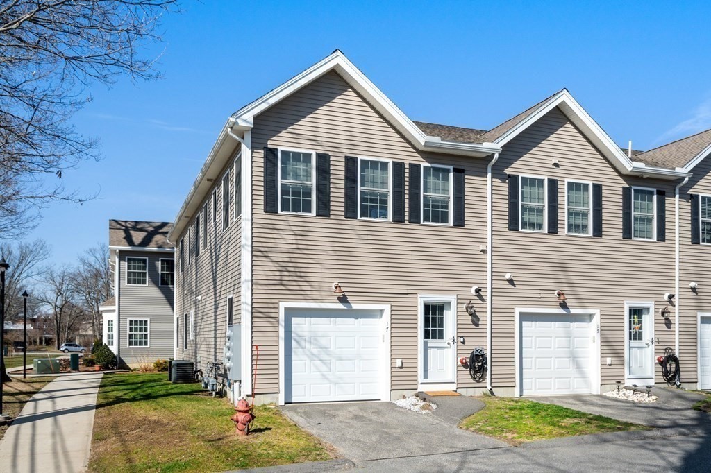 17 Hamel Way, Unit 17 Haverhill, MA 01835 - Photo 27 of 38