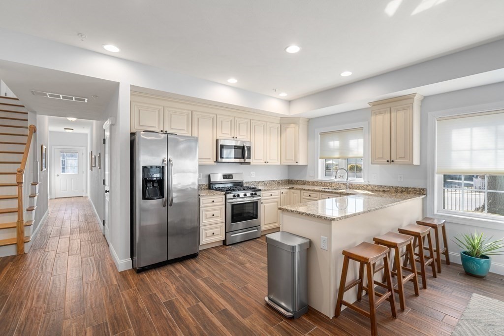 17 Hamel Way, Unit 17 Haverhill, MA 01835 - Photo 10 of 38