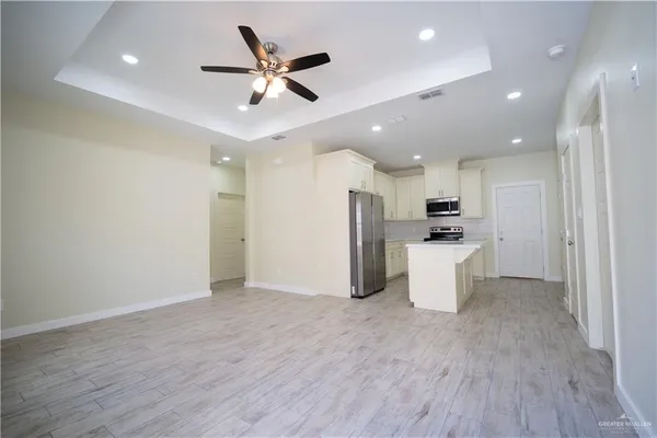 $1,300 | 3086 Briggs Road, Unit B, Weslaco, TX 78596